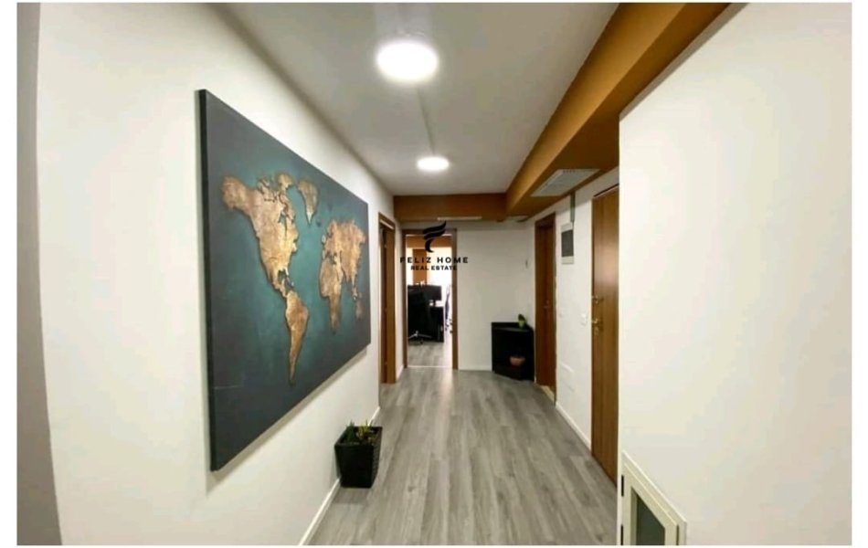 Tirane, shitet ambjent biznesi Kati 1, 200 m² 1.000.000 € (BLLOKU)