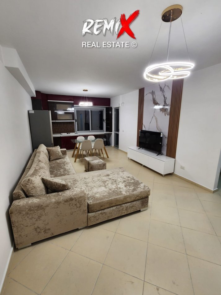 Durres Plazh, shitet apartament 2+1+Aneks+Ballkon Kati 1, 90 m² 115.000 € 