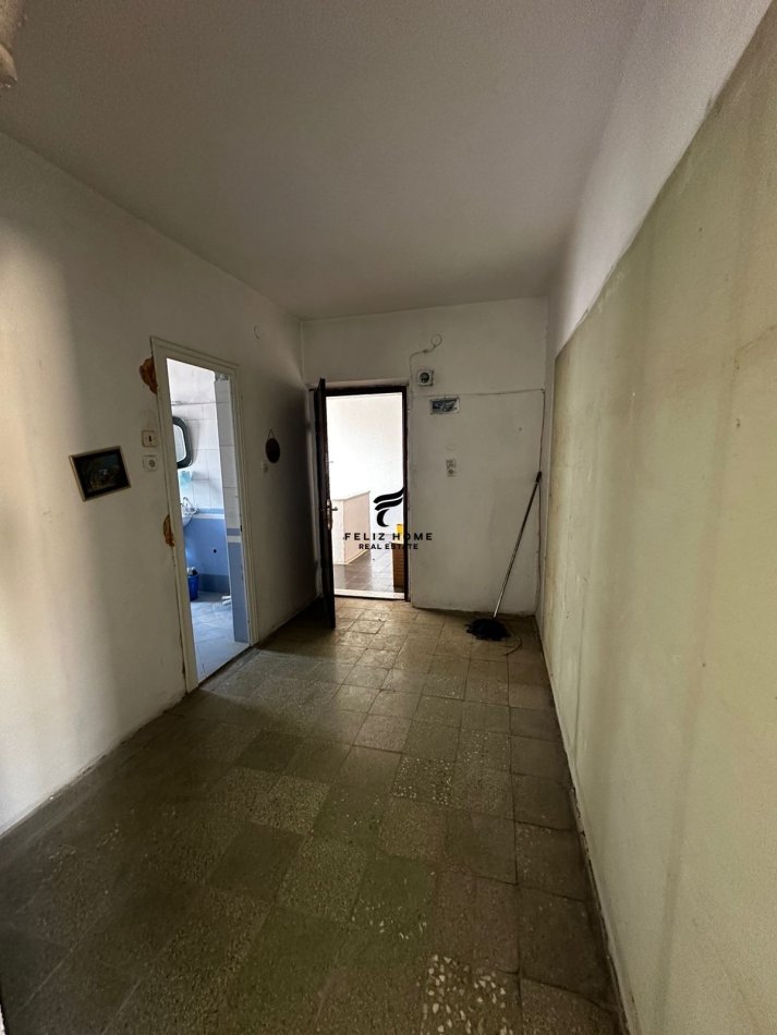 Tirane, shitet apartament 1+1 Kati 5, 52 m² 75.000 € (ALI DEMI)
