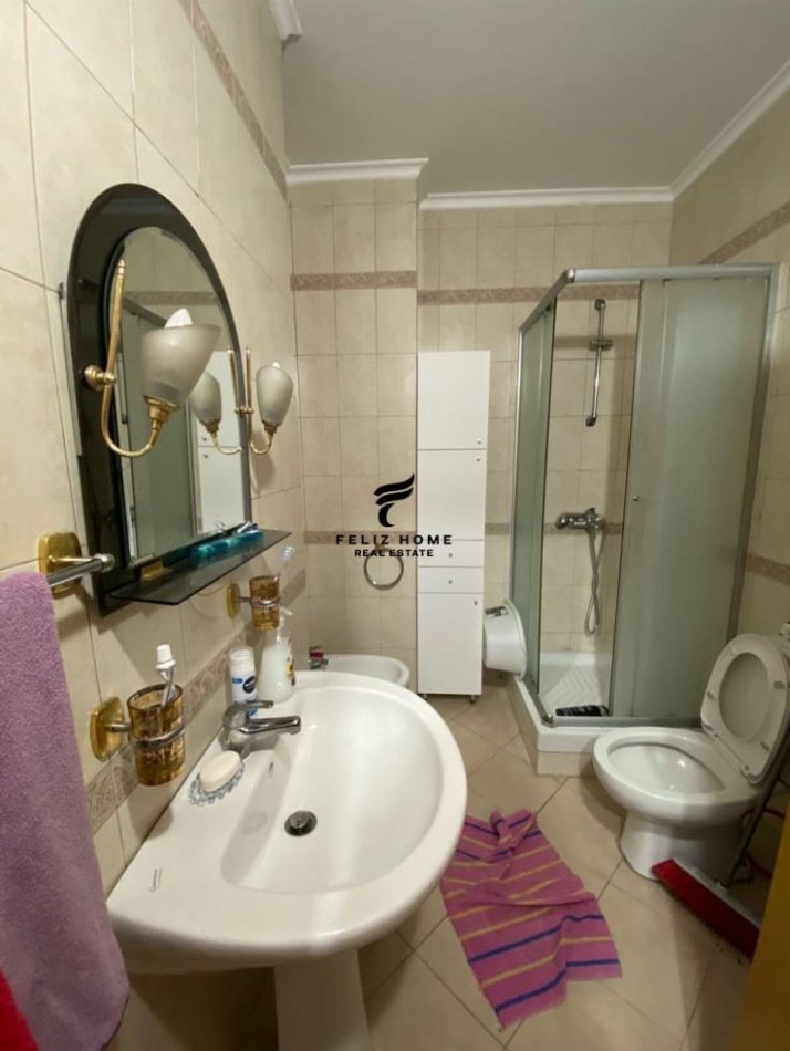 Tirane, shitet apartament 1+1 Kati 6, 72 m² 184.000 € (BLLOKU)