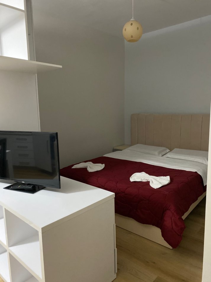 Vlore, shitet apartament 1+1 Kati 2, 51 m² (mbi Haris Hotel, Lungomare)  RV45974