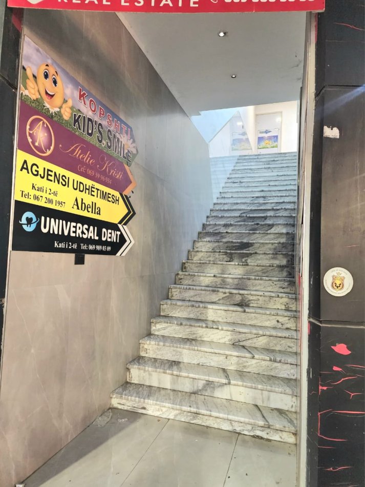 Shitet Dyqan/Zyrë Ultra Okazion 🔥 (1230€/M2) K.2 📍 ASTIR -  || 425.000€ || Fiks Te Rossman  Lala | 4.3m e Larte // Open Space  OR: J-P