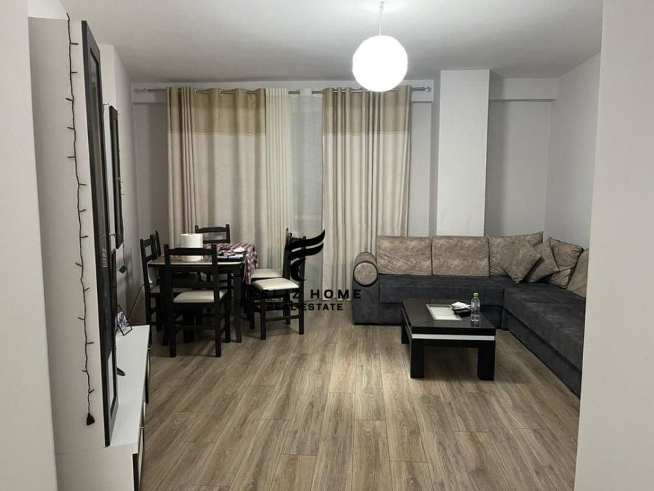 Tirane, jepet me qera apartament 2+1 , 143 m² 500 € (ASTIR)