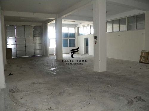 Tirane, jepet me qera magazine Kati 0, 200 m² 400 € (KODRA E PRIFTIT)