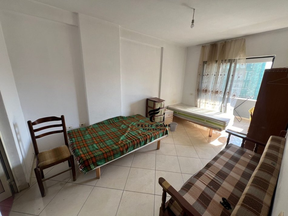 Tirane, jepet me qera apartament 2+1 Kati 4, 80 m² 500 € (ASTIR)