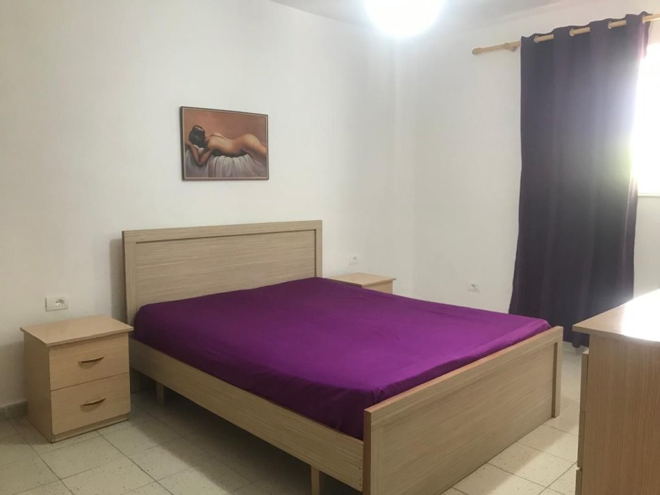 Apartament 1+1 me qira  prane Kupoles 450 euro
