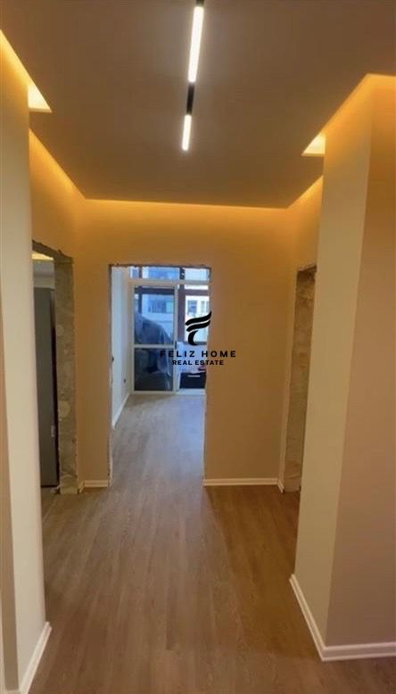 Tirane, jepet me qera apartament 2+1 Kati 5, 76 m² 750 € (RRUGA E KAVAJES)