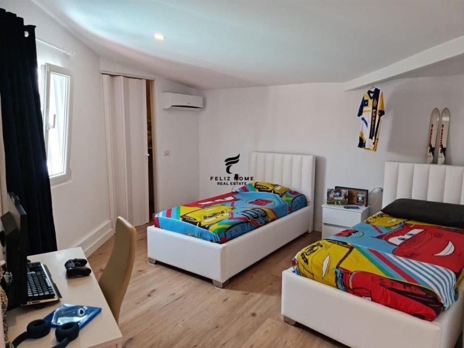 Durres, shitet apartament+verande | Penthouse 3+1 Kati 5, 130 m² 255.000 € (GOLEM)