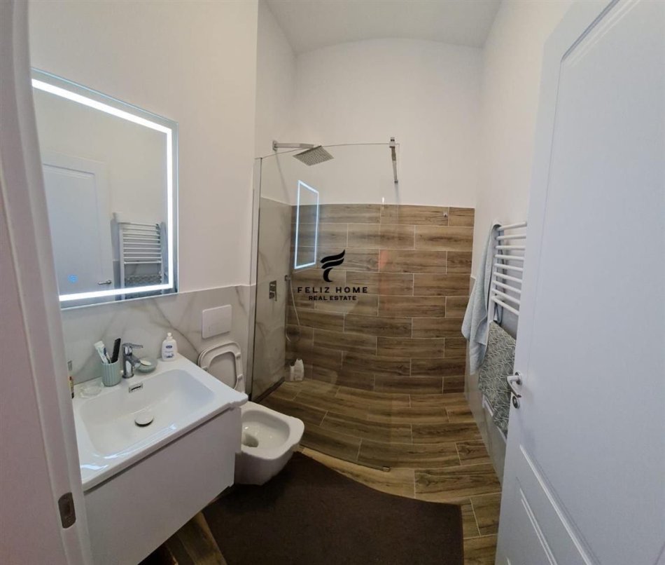 Durres, shitet apartament+verande | Penthouse 3+1 Kati 5, 130 m² 255.000 € (GOLEM)