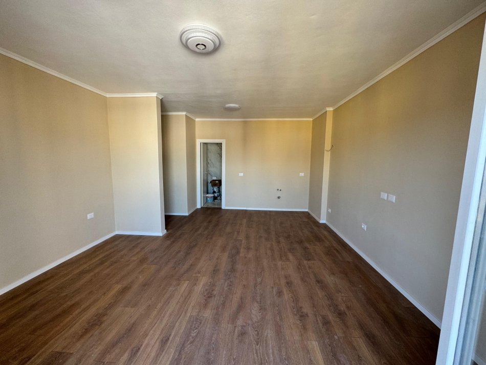 shitet garsonier 1+1 Kati 10, 45 m² 65.000 € (Plazh-Hekurudha,Durres)