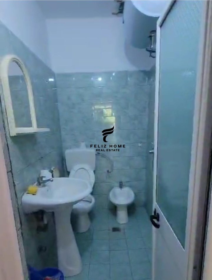 Tirane, jepet me qera apartament 3+1 Kati 1, 110 m² 350 € (21 dhjetori)
