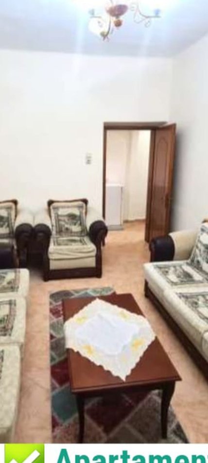 Tirane, jepet me qera apartament 1+1 Kati 1, 60 m² 300 € (KINOSTUDIO)