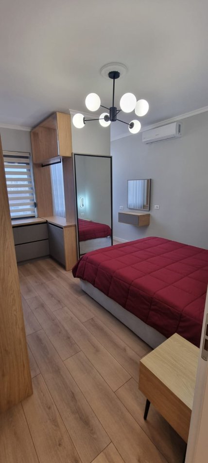 Tirane, jepet me qera apartament 2+1 Kati 5, 84 m² 600 € 