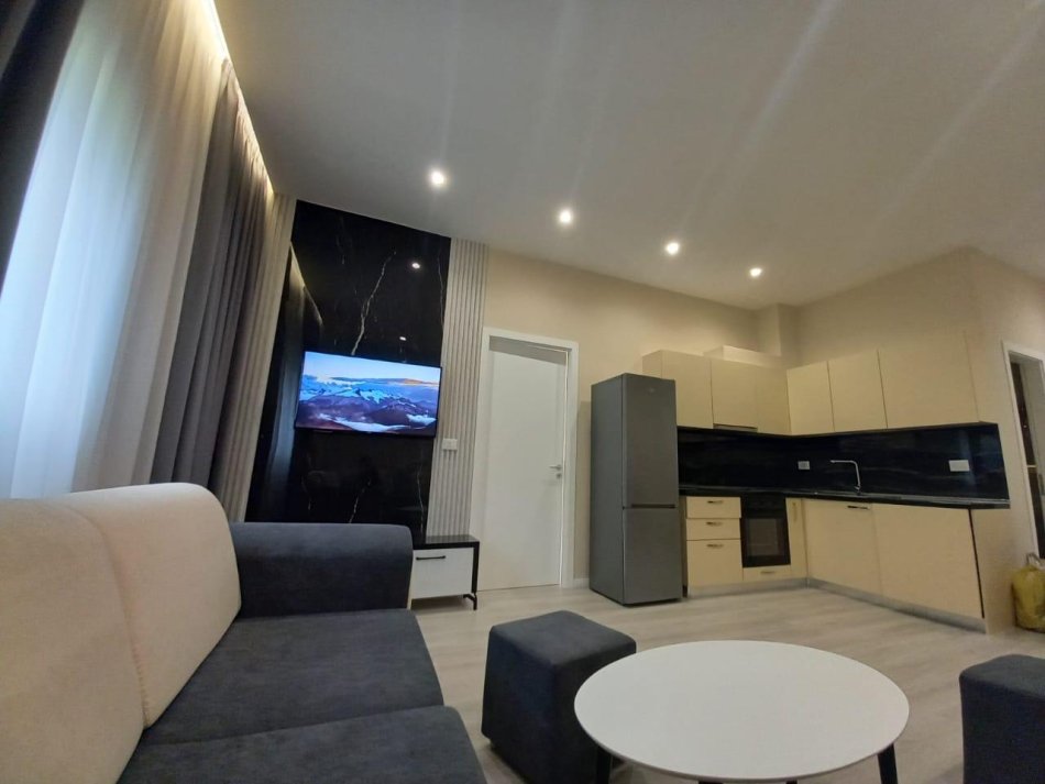 Tirane, jepet me qera apartament 1+1 Kati 1, 60 m² 480 € (Kodra e Diellit)