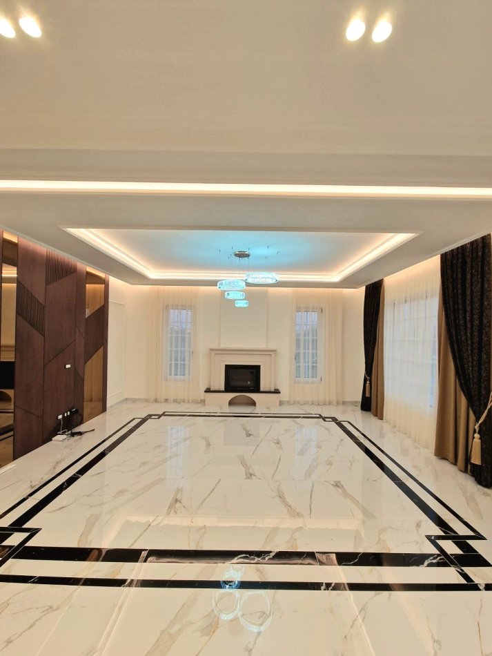Kavaje, shitet Vile 3+1 Kati 1, 800 m² 315.000 € (Rruga Shëngjergj,Kavaje)