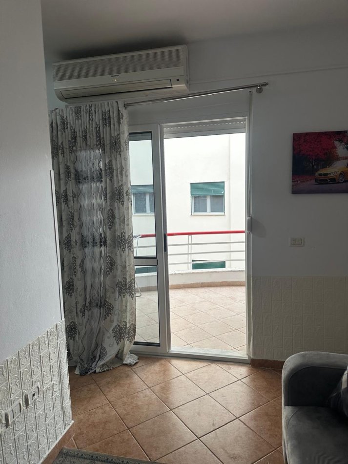 Durres, shitet apartament 1+1+Ballkon Kati 3, 42 m² 57.000 € (Ruga dytesore Plepa-Kavaje)