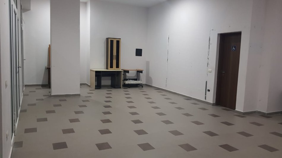 Tirane, shitet dyqan Kati 0, 65 m² 145.000 € (Rr. Idriz Dollaku)