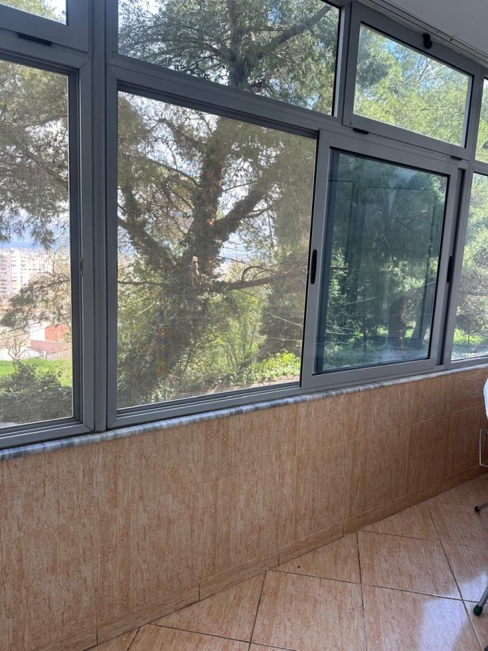 !DHENE! Durres, jepet me qera apartament 2+1+Ballkon Kati 2, 90 m² 300 € (Prane Garden Hill, Vila e Zgut)