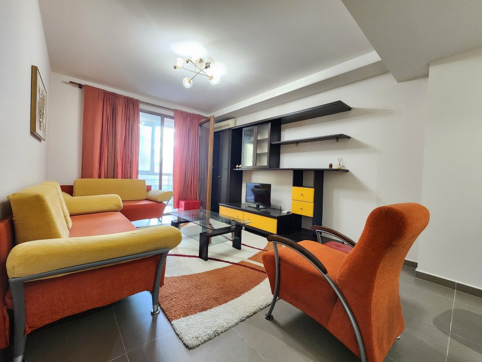 Tirane, jepet me qera apartament 1+1 Kati 1, 74 m² 420 € (Rr. Bill Klinton)