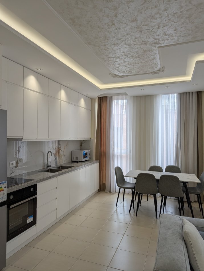 Tirane, jepet me qera apartament 2+1+Aneks+Ballkon Kati 6, 116 m² 230.000 € (Rruga Jordan Misja)