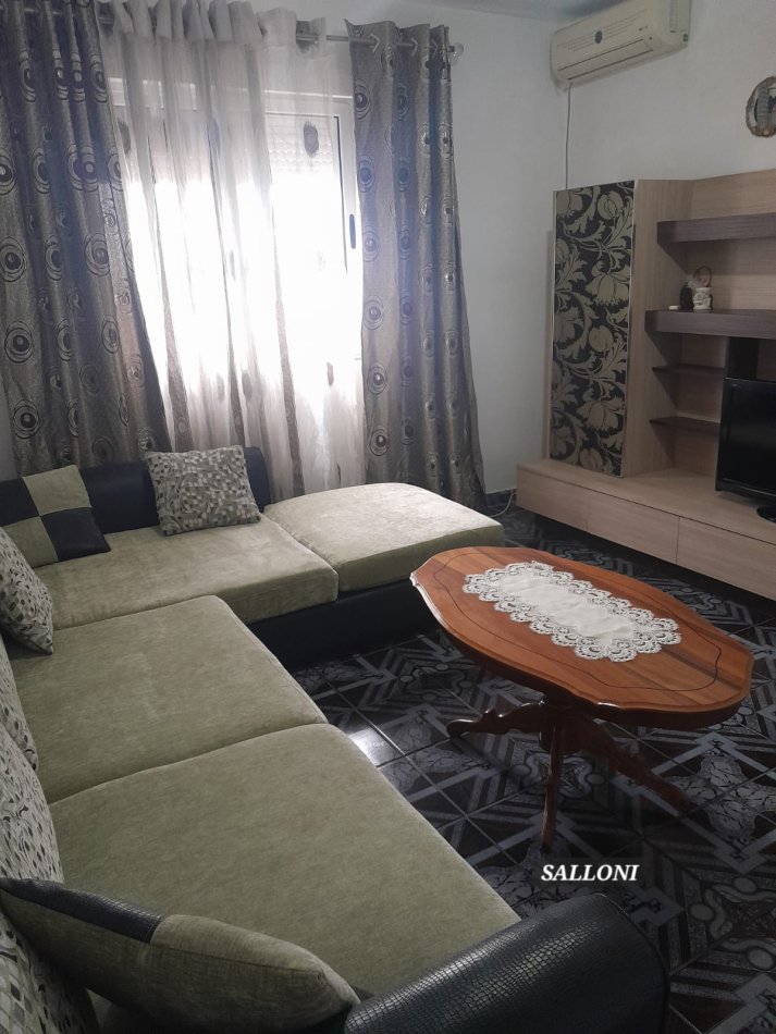 Tirane, jepet me qera apartament 1+1 Kati 6, 65 m² 320 € (njazi meka)