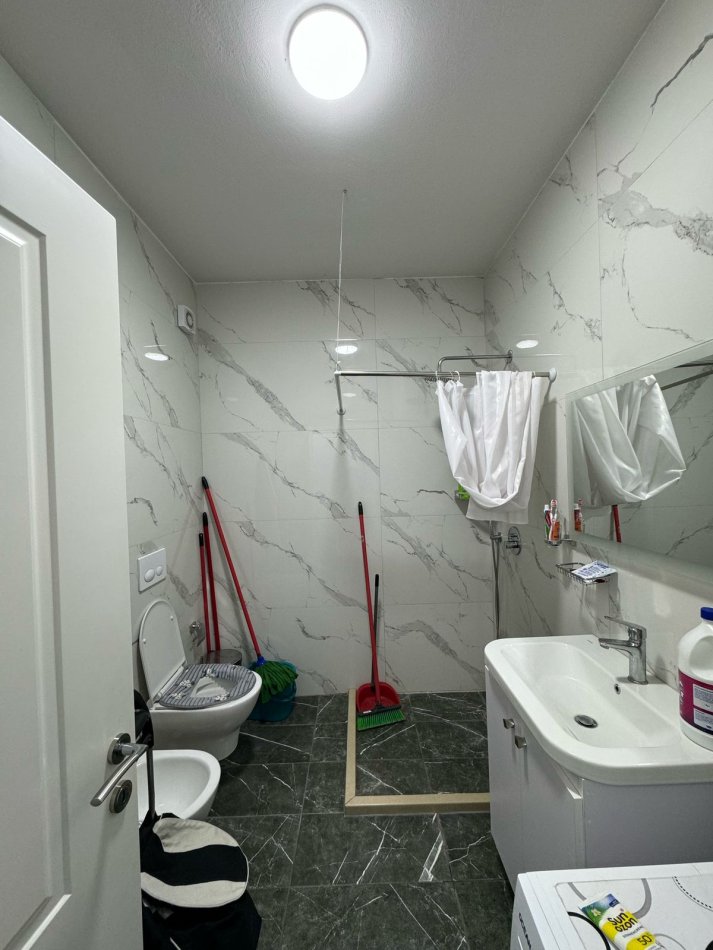 Tirane, shitet apartament 1+1 Kati 5, 77 m² 135.000 € (Don Bosko)
