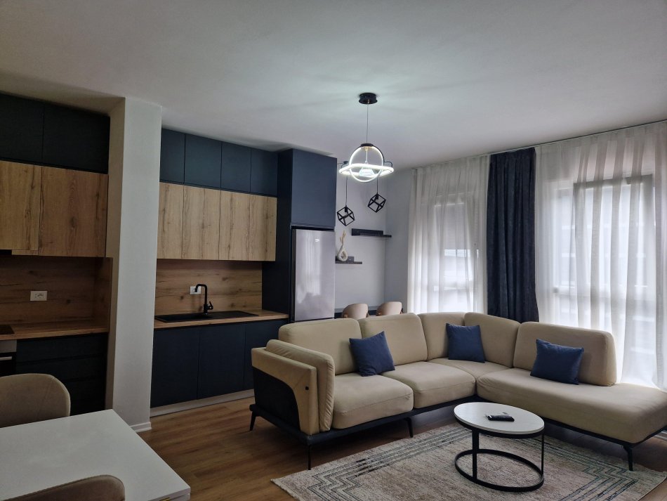Tirane, jepet me qera apartament 1+1 Kati 6, 65 m² 600 € (rruga don bosko)