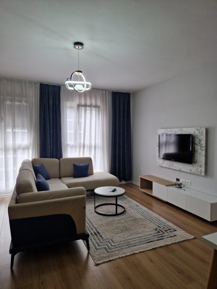 Tirane, jepet me qera apartament 1+1 Kati 6, 65 m² 600 € (rruga don bosko)