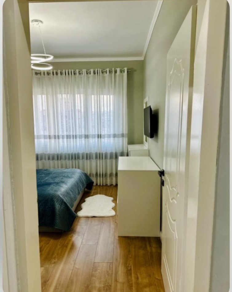 Tirane, shitet apartament 4+1 Kati 4, 126 m² 250.000 € (Ali Demi)
