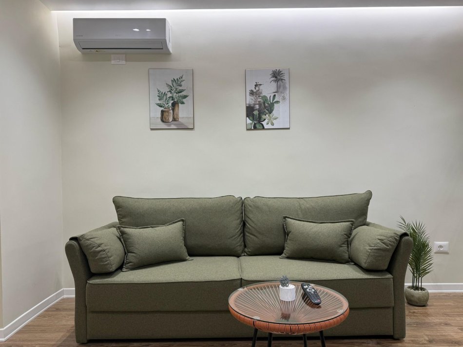 Tirane, shitet 2+1+Aneks+Ballkon Kati 2, 60 m² 184.000 € (pazari i ri)