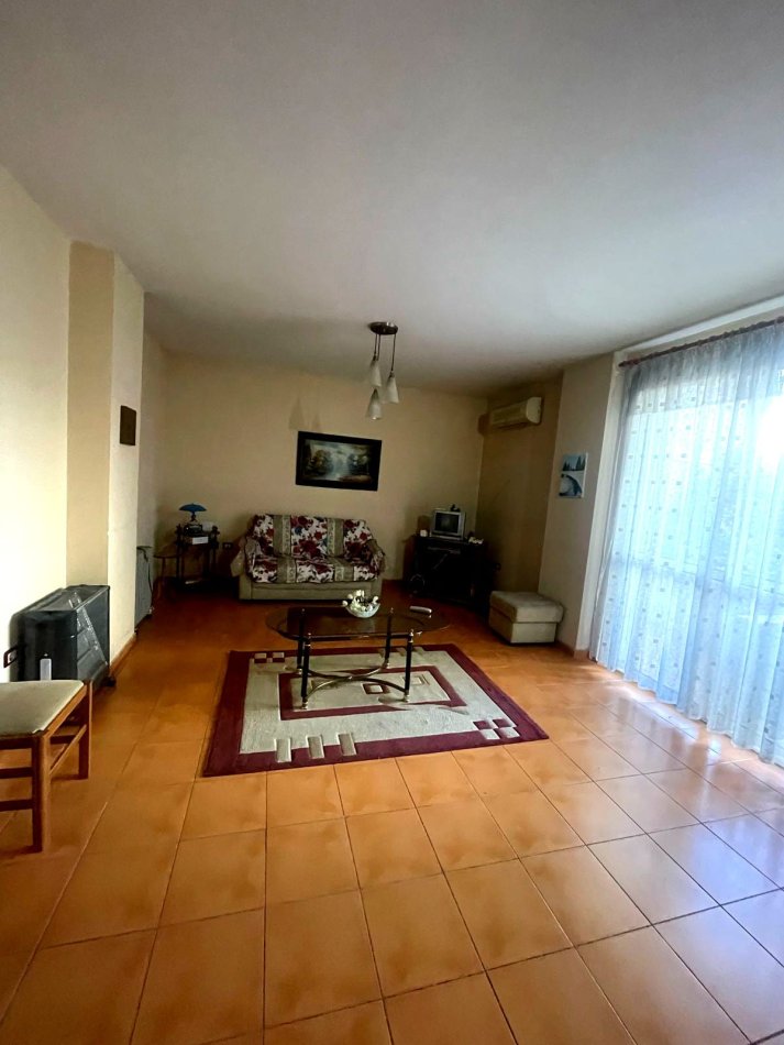 SHITET APARTAMENT 2+1 100 m² 190.000 € (Komuna e Parisit)