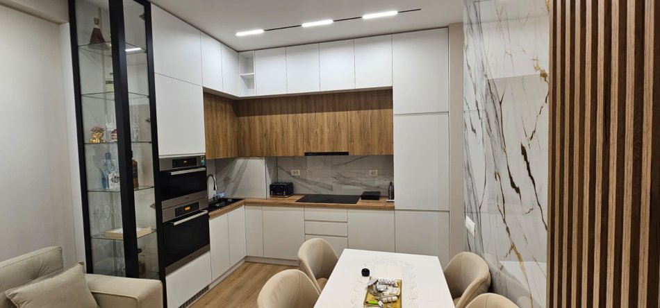 Tirane, shitet apartament 1+1+Ballkon Kati 6, 54 m² 99.000 €