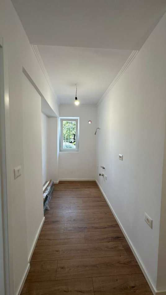 Tirane, shitet apartament 2+1 Kati 1, 62 m² 118.000 € (xhamllik)
