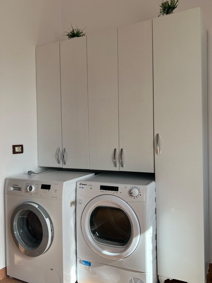 Tirane, jepet me qera shtepi 2+1 Kati 2, 80 m² 450 € (Bulevardi i Ri)