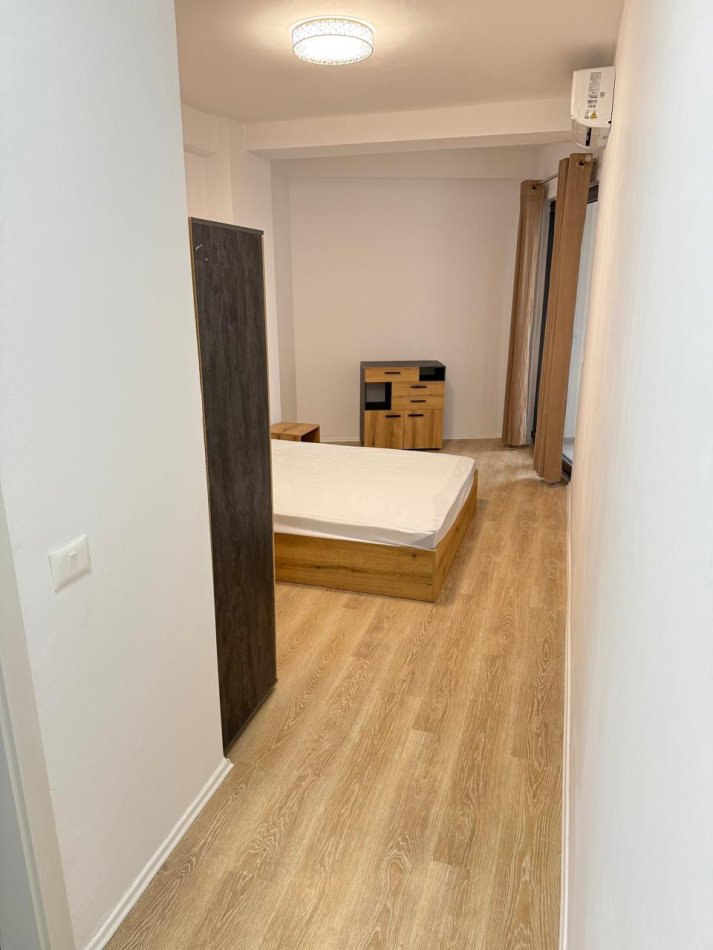 Tirane, jepet me qera apartament 2+1+Aneks+Ballkon Kati 3, 125 m² 800 € (Pazari i Ri)