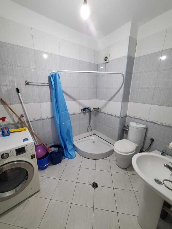 Tirane, jepet me qera apartament 2+1 Kati 8, 100 m² 500 € (Bar Artist &quot;Astir &quot;)