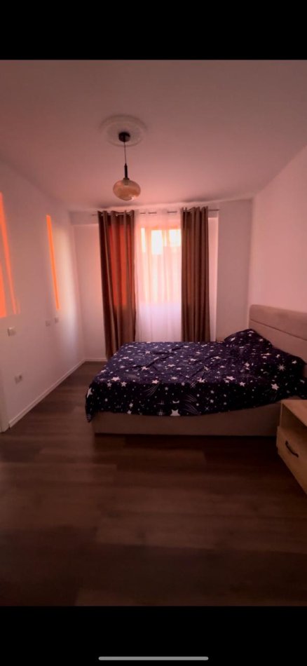 Tirane, jepet me qera apartament 2+1+Aneks+Ballkon , 87 m² 450 € (Fresku)