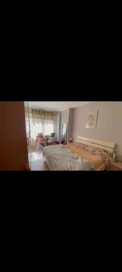Tirane, jepet me qera apartament 1+1 Kati 3, 62 m² 600 € (selvia)