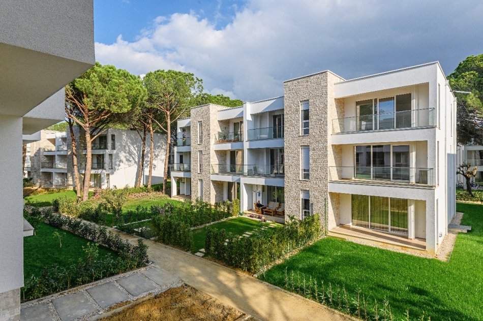 Durres, shitet apartament 1+1 Kati 1, 78 m² 253.175 € (Gjiri i Lalezit, San Pietro Resort)