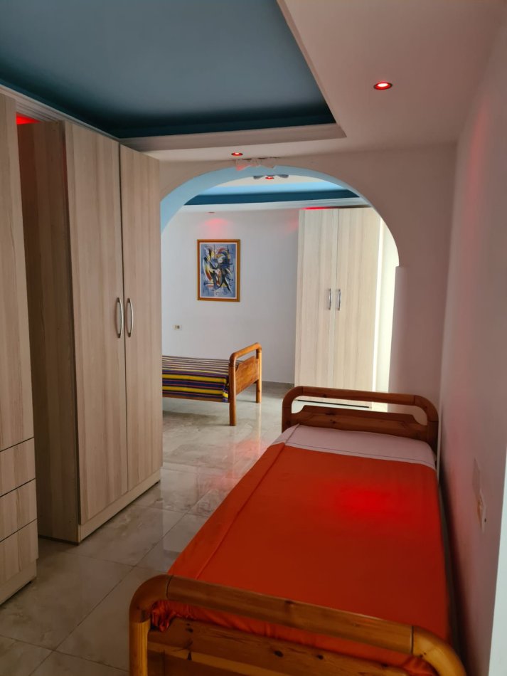 Tirane, jepet me qera apartament 2+1 Kati 1, 90 m² 
