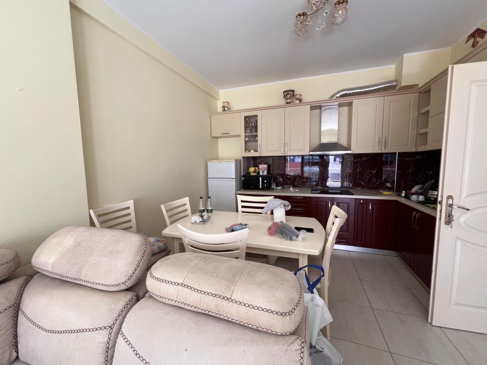 Tirane, jepet me qera apartament 2+1+Ballkon Kati 7, 100 m² 500 € (Astir Rotondo)