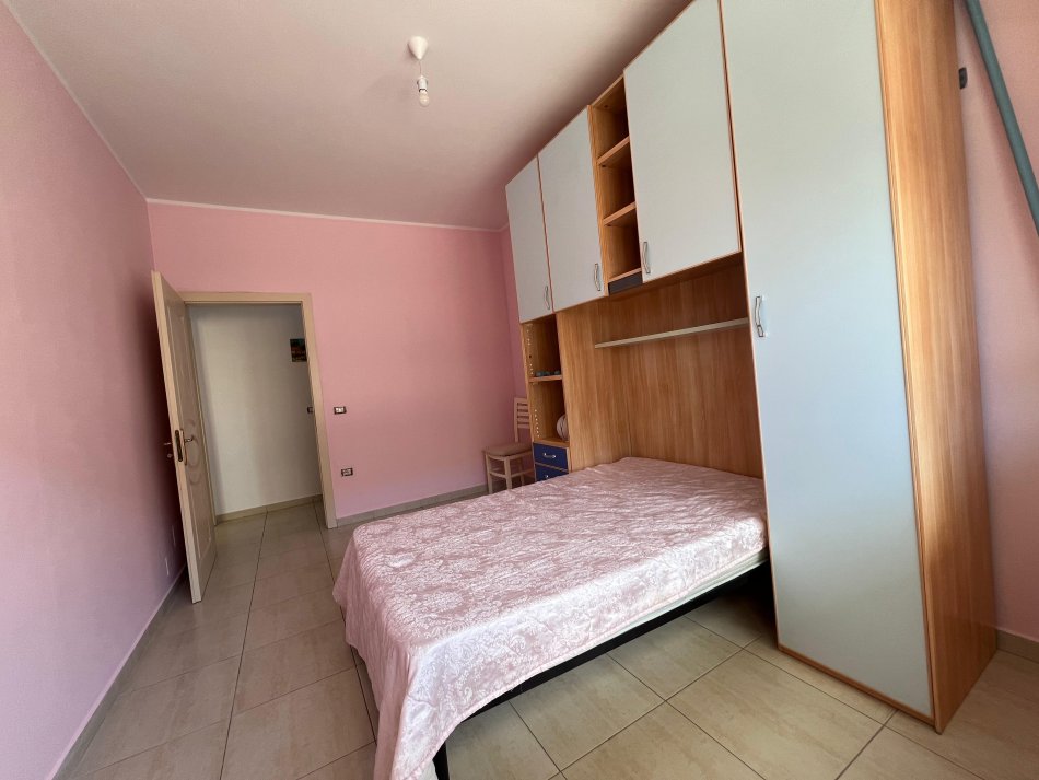 Tirane, jepet me qera apartament 2+1+Ballkon Kati 7, 100 m² 500 € (Astir Rotondo)