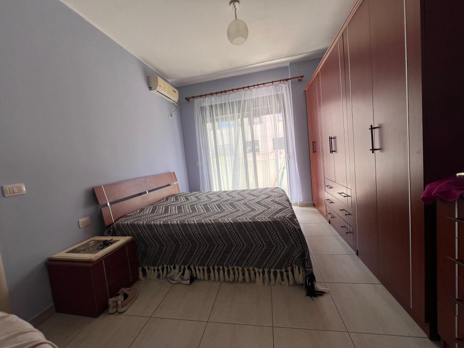 Tirane, jepet me qera apartament 2+1+Ballkon Kati 7, 100 m² 500 € (Astir Rotondo)