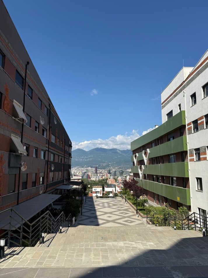 Tirane, shitet apartament 3+1 Kati 4, 205 m² 399.000 € (RRUGA MUSTAFA MATOHITI)