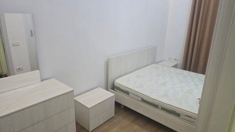 Tirane, jepet me qera apartament 1+1+Ballkon Kati 1, 59 m² 500 € (bedri karapici)