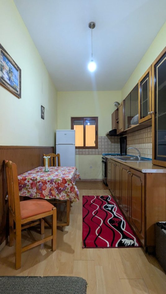 Tirane, jepet me qera shtepi 2+1 Kati 3, 600 € (Don Bosko)
