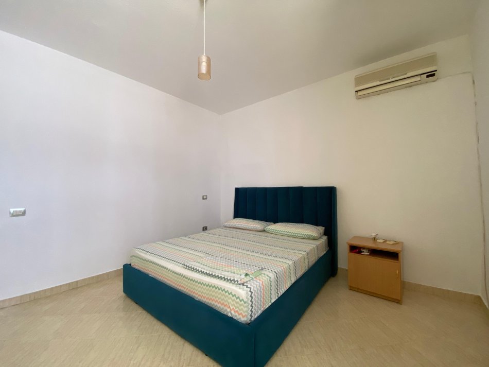 Shqiperi, shitet apartament 1+1 Kati 4, 88.000 € 