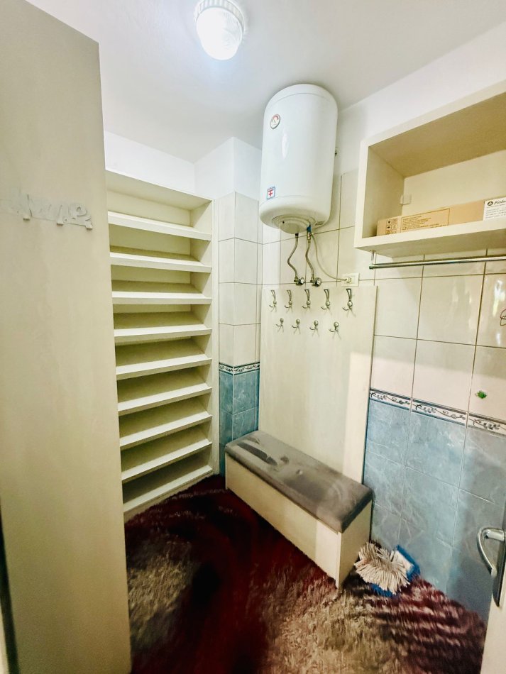 Tirane, jepet me qera apartament 2+1 Kati 4, 130 m² 1.000 € (Liqeni i Thate)