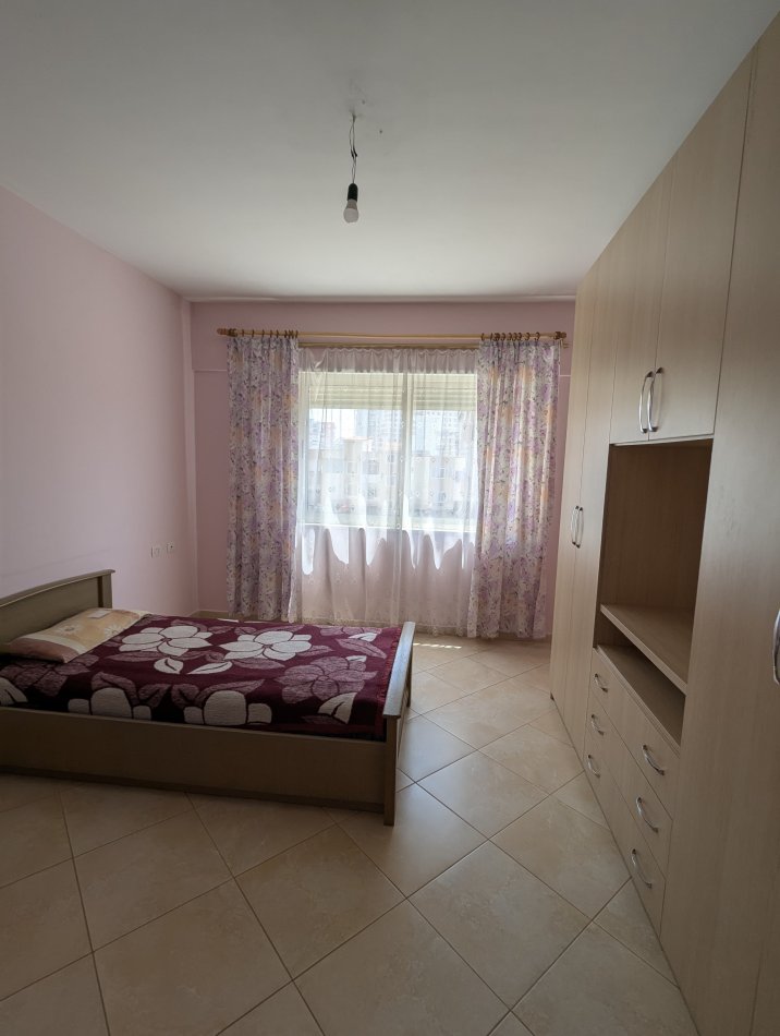Tirane, jepet me qera apartament 2+1 Kati 2, 124 m² 630 € (Vizion Plus)