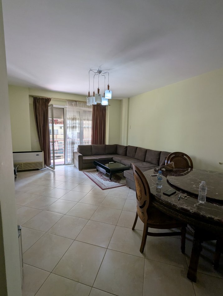Tirane, jepet me qera apartament 2+1 Kati 2, 124 m² 630 € (Vizion Plus)
